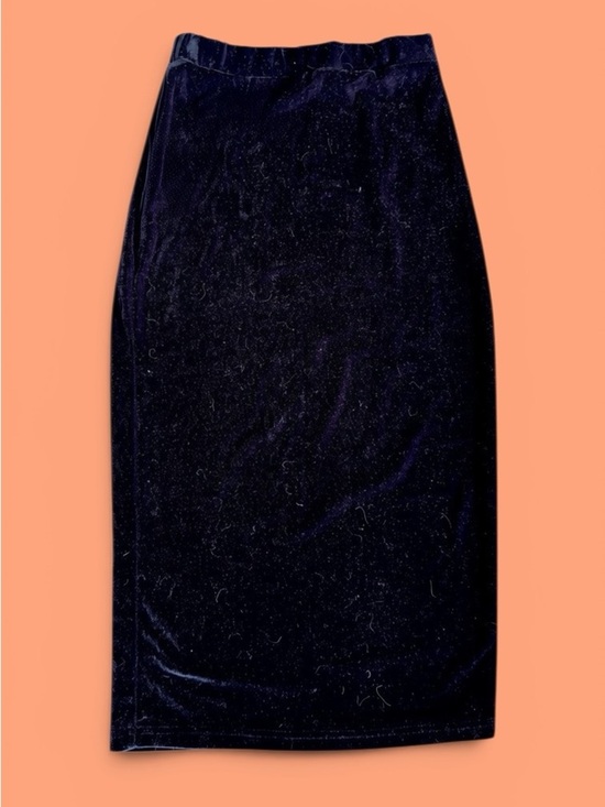SHEIN Dresses & Skirts - Classic Velvet Pencil Skirt in Black